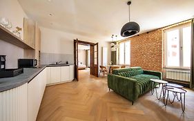 Hans Benkner Aparthotel - Premium Apartments In Old Town